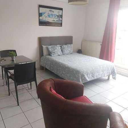 Residence D'Anjou - Grand Studio Avec Balcon Et Parking Privatif Perpignan Exteriér fotografie